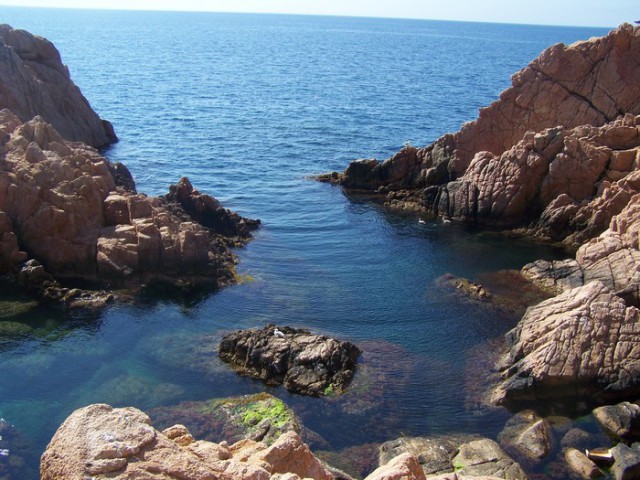 3acb8-cala-moli.jpg